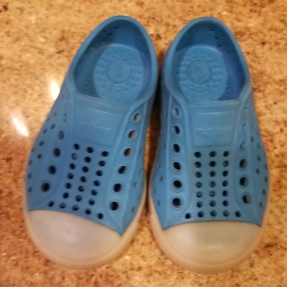 Size 5 toddler natives